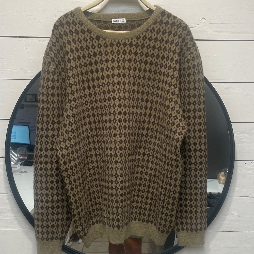 Katin Men's Check Crewneck Sweater - Tan and Brown I Hardly Worn Great Condition